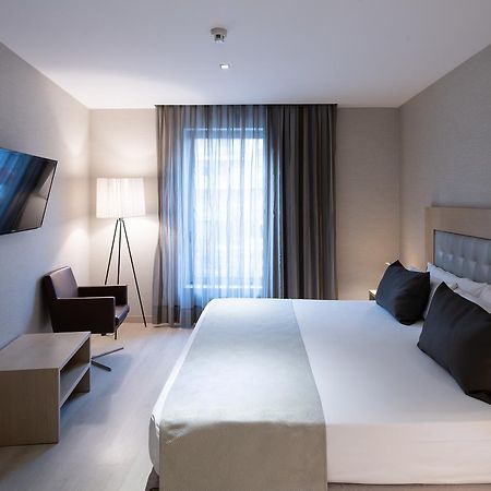 Catalonia Sagrada Familia Hotel Barcelona Ngoại thất bức ảnh