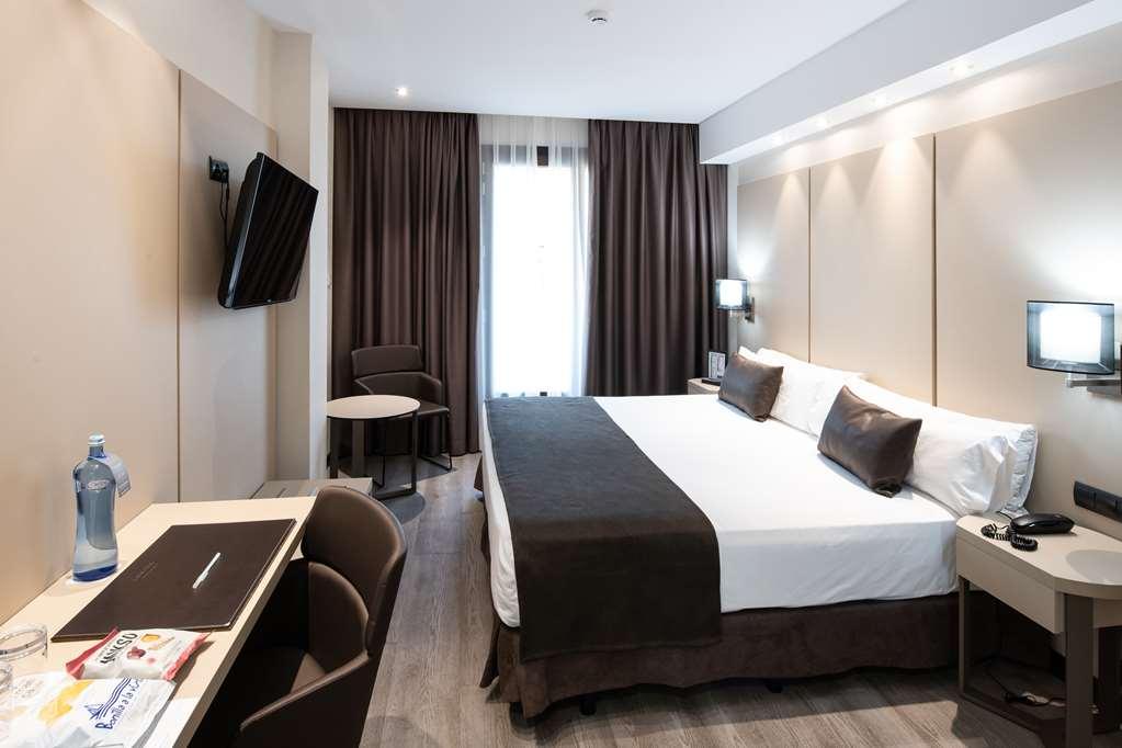 Catalonia Sagrada Familia Hotel Barcelona Phòng bức ảnh
