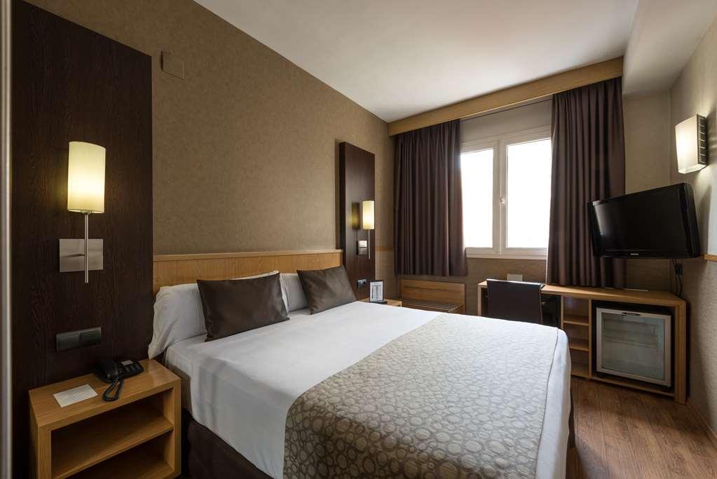 Catalonia Sagrada Familia Hotel Barcelona Phòng bức ảnh