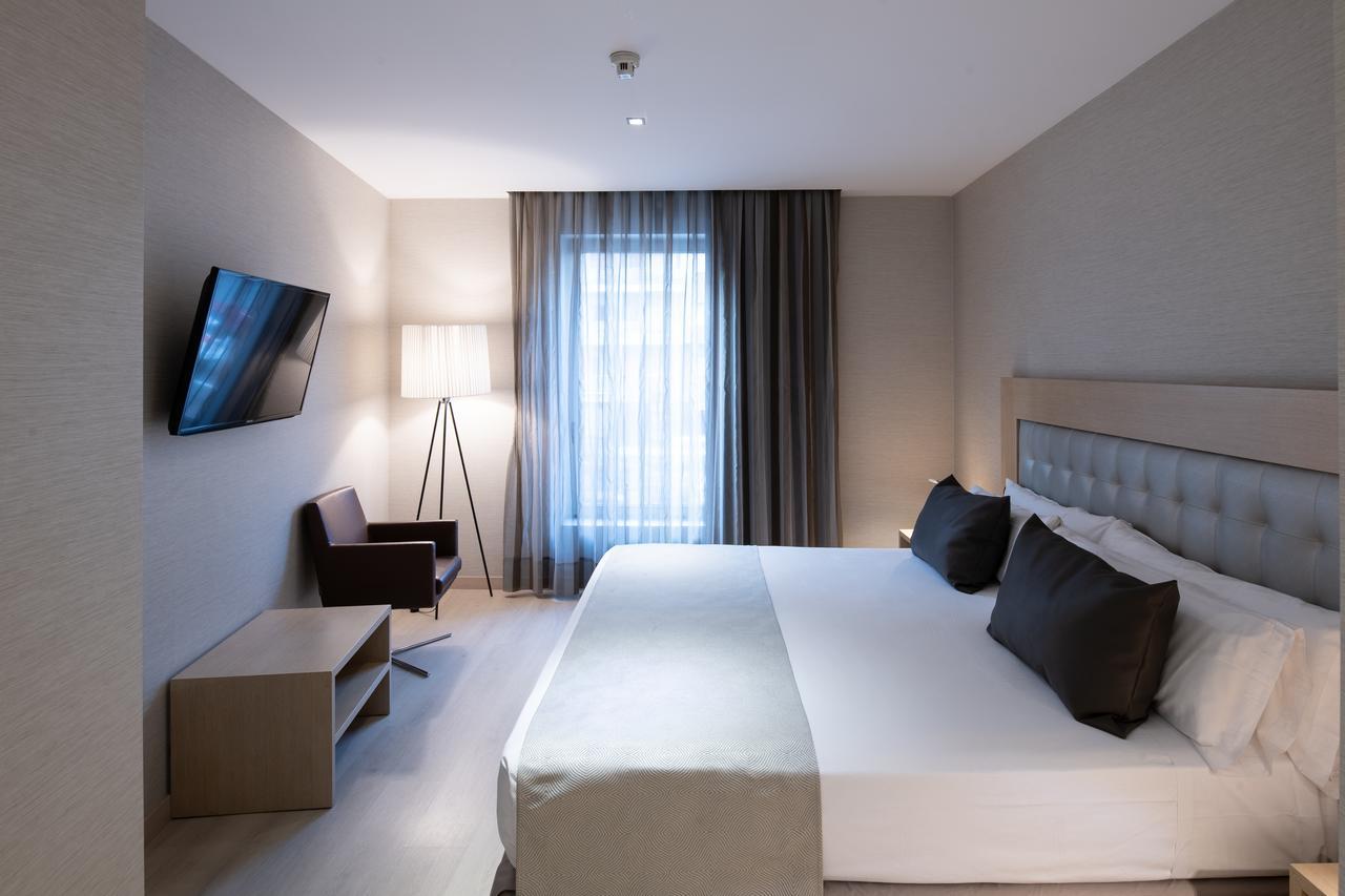 Catalonia Sagrada Familia Hotel Barcelona Ngoại thất bức ảnh