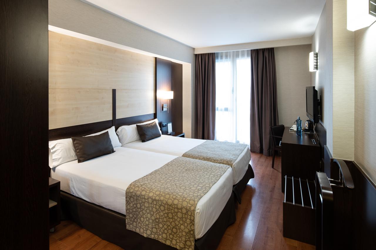 Catalonia Sagrada Familia Hotel Barcelona Ngoại thất bức ảnh