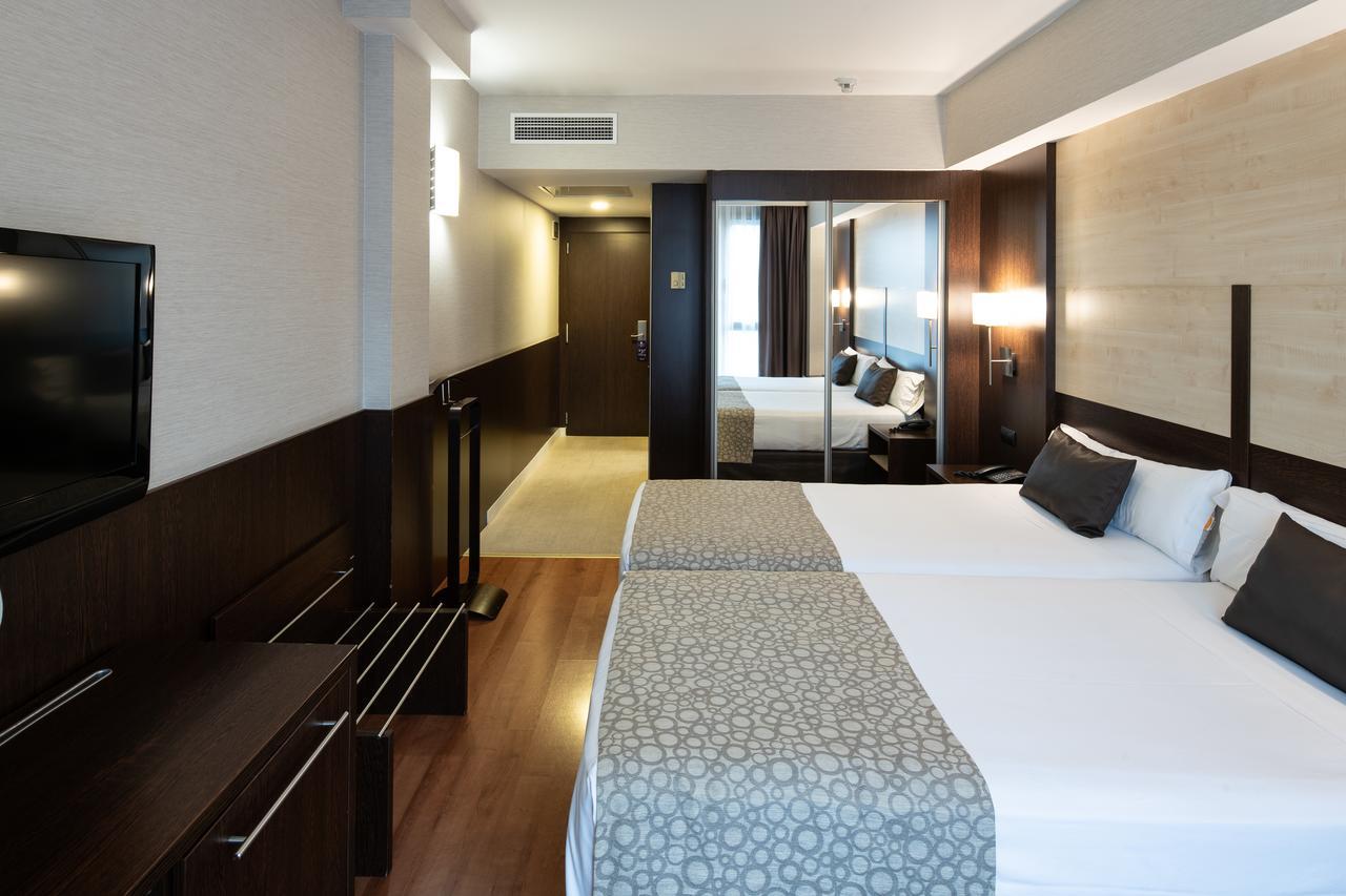 Catalonia Sagrada Familia Hotel Barcelona Ngoại thất bức ảnh