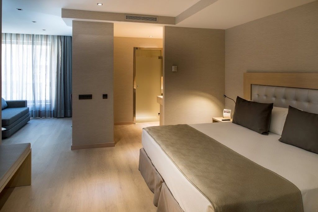 Catalonia Sagrada Familia Hotel Barcelona Ngoại thất bức ảnh